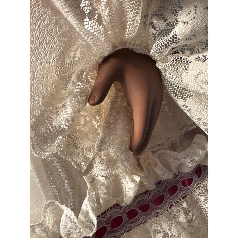 29" Rustie  Caylon  African American  Doll   GORGEOUS Red And White 601/1000 - Picture 10 of 16